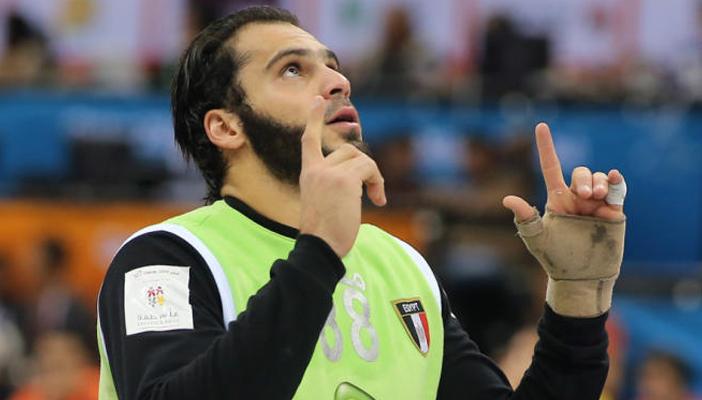 حارس يد الأهلي ينفي انتقاله للزمالك