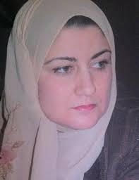 ناهد عزالدين ساخرة”بكرة يقولوا الإخوان سبب الموجة الحارة”