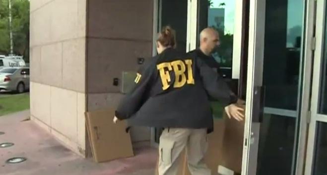 بالفيديو.. لحظة مداهمة مقر الكونكاف بعد الإعلان عن فساد الفيفا