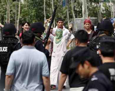 أحكام بالإعدام والسجن ضد 55 مسلماً بالصين