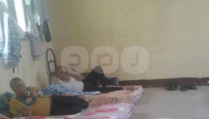 بالصور.. استراحة المعلمين بالأقصر غرفة “خزين” أو مخزن “كراكيب”