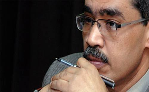 رشوان يلتقي صحفي محبوس في الإمارات بتهمة الانضمام للإخوان