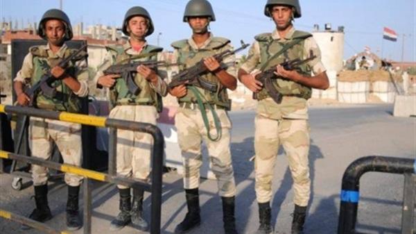 الجيش وأمن الانقلاب يكثفان تواجدهما بالسويس تحسبًا للتظاهرات