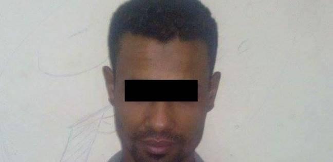 طعن شقيقه وقتل جاره.. المتهم أمام النيابة: أنا المهدي المنتظر