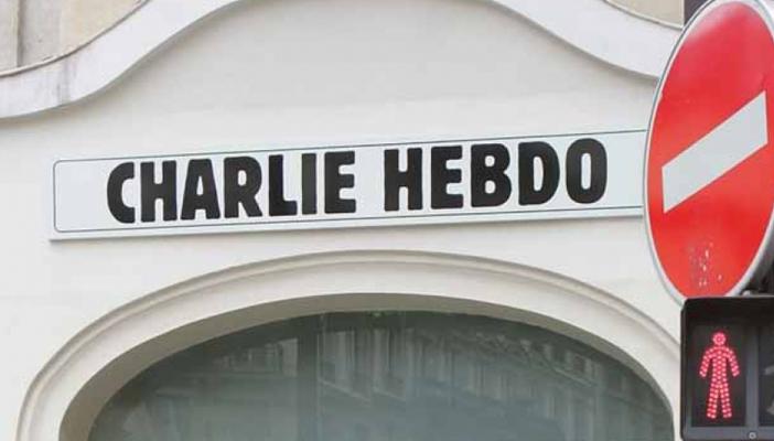 عالم إجتماع فرنسي: “كلنا شارلي” كذبة كبرى ورائها سياسيون فرنسيون