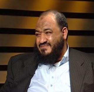 الشحات  ينتقد دفاع “البعض” عن الداخلية في واقعة احتجاز برهامي