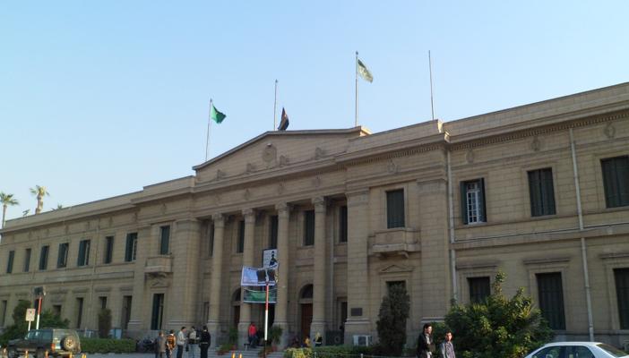 منع 264 طالبا بـ”حقوق القاهرة”من دخول الامتحان لعدم تسديد المصروفات