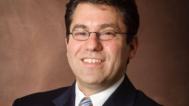 ستيفين كوك: مصر على الحافة.. وعدم الاستقرار سيضع نهاية للسيسي