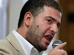 أسامة مرسي: حسابي تعرض لاختراق..لا مفاجآت والثورة هي الحل