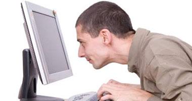 الأضواء المنبعثة من الكمبيوتر اللوحي تزيد من وزنك