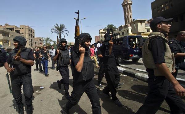 امن الانقلاب يعتقل ٨ طلاب بجامعة المنصورة