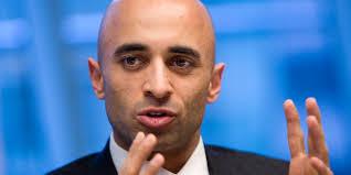 تسريبات “العتيبة”.. فنّ صناعة اللوبي والمبادئ المنقلبة