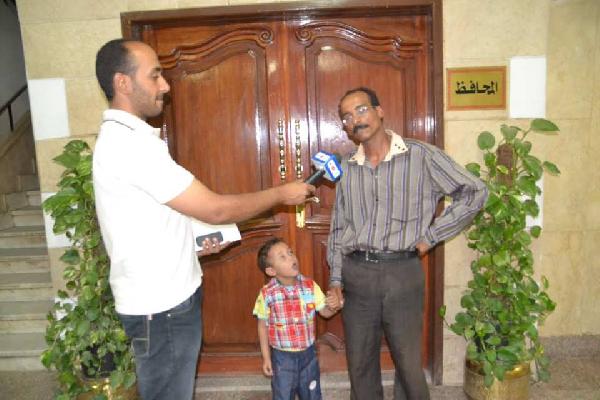 محافظ الوادي يقرر علاج 12 حالة مرضية حرجة بالقاهرة