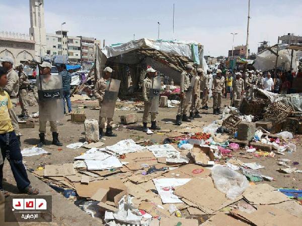 إصابة 10 أشخاص في اشتباكات مسلحة بالعريش بين الباعة الجائلين