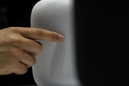 آبل تنافس جوجل وأمازون بالمساعد الذكي الجديد “هوم بود”