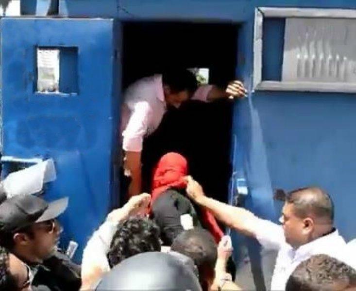 والد الطالبة هاجر إسماعيل يتحدث لرصد حول ملابسات اختطافها