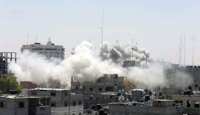 إسرائيل تشن غارة جوية على قطاع غزة