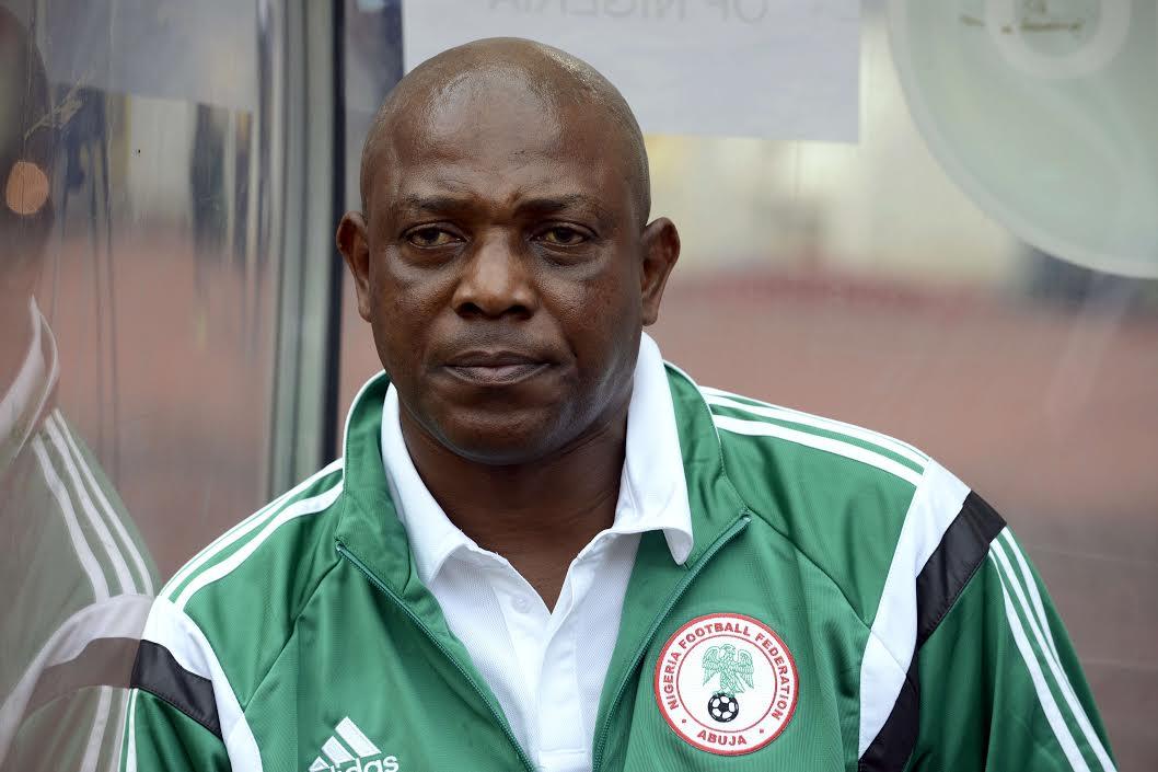 وفاة مدرب المنتخب النيجيري السابق” ستيفين كيشي” عن 54 عامًا