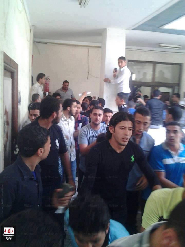 طلاب أزهر الزقازيق يحتجون علي تسريب امتحان التفسير