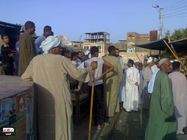 اصابة 5 أشخاص في تبادل اطلاق نار بسوق تجاري بأسوان