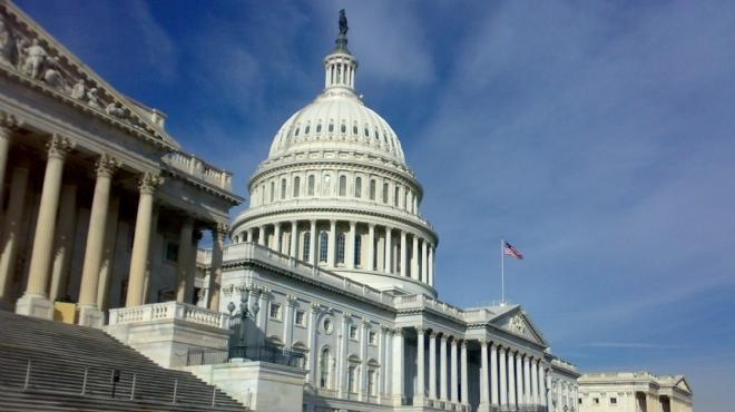 مكالمة تهديدية تتسبب في إخلاء مبنى تابع لـ”الكونجرس الأميركي”