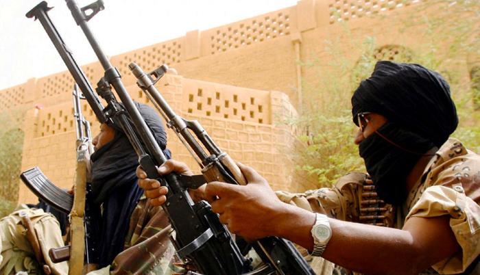 نيويورك تايمز: القاعدة تغير استراتيجيتها وتتقارب مع الفصائل الأخرى