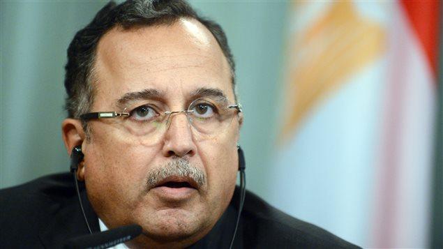 فهمي يبحث مع المبعوث الأمريكي الأزمة الليبية