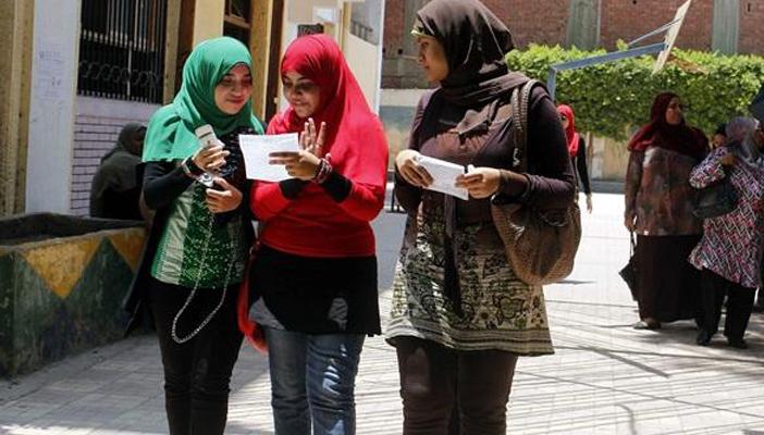 ظاهرة تسريب الامتحانات من مصر إلى المغرب.. “الغش يجمعنا”