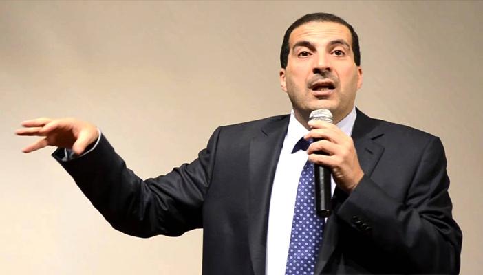 خبراء لـ”عمرو خالد”: كنت مرحلة وانتهت.. و”السبوبة” الجديدة لن تنجح