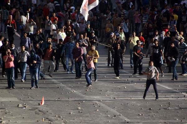 التيار الشعبي يحمل “الاخوان” مسئولية اشتباكات الاسكندرية