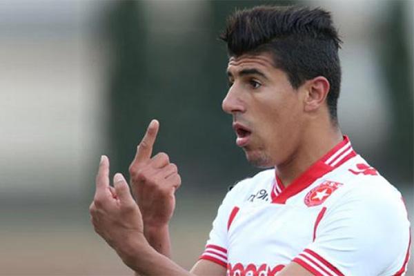 الأهلي يضم الجزائري بغداد بونجاح لمدة 3 مواسم