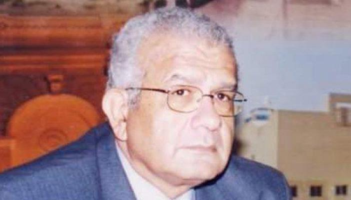 حازم حسني: معركة مستعرة بين السيسي وشفيق