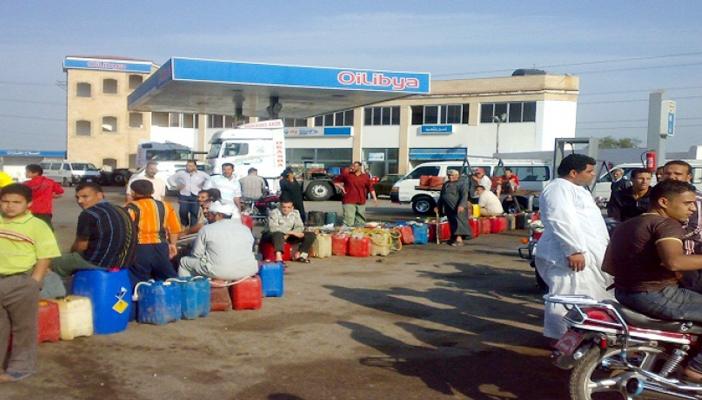 أزمة الوقود تضرب مجددًا جميع مناطق الإسماعيلية