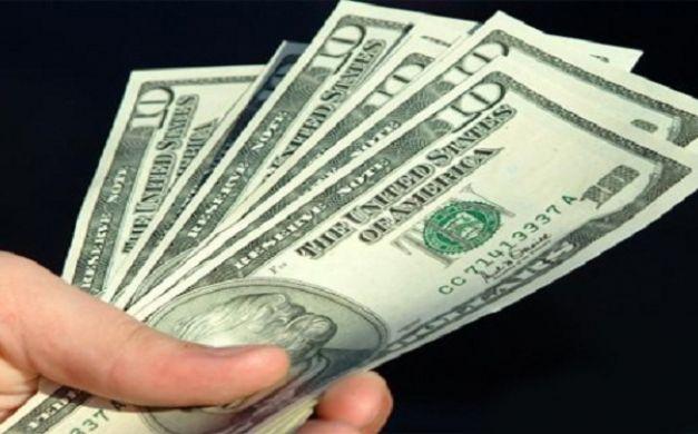 الدولار يسجل 10.90 جنيهات للبيع في السوق السوداء