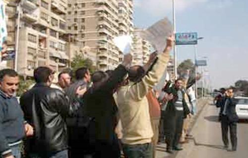 استمرار إضراب موظفى الضرائب بالاسكندرية