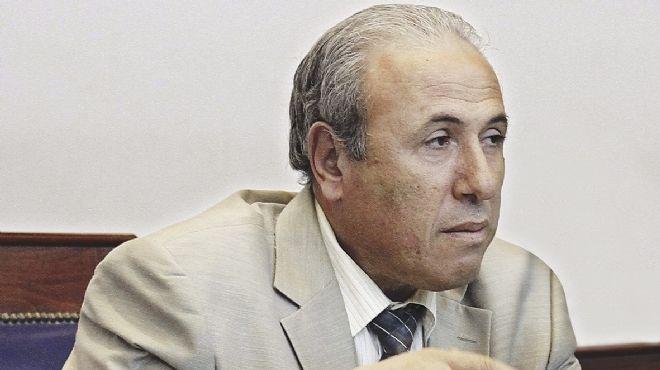 طلاب المرحلتين يؤدون امتحان مادة الجيولوجيا والعلوم البيئية