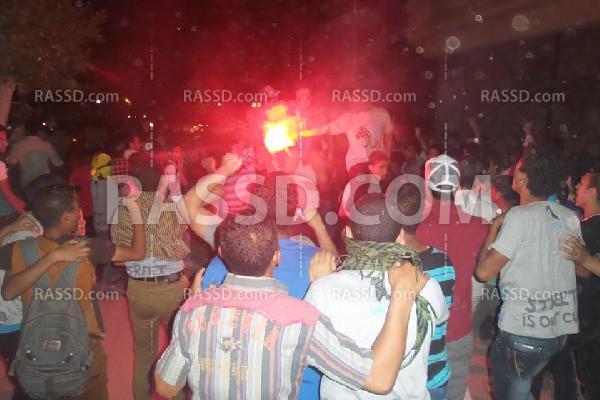 مسيرات مناهضة للانقلاب تجوب المحافظات ليلا