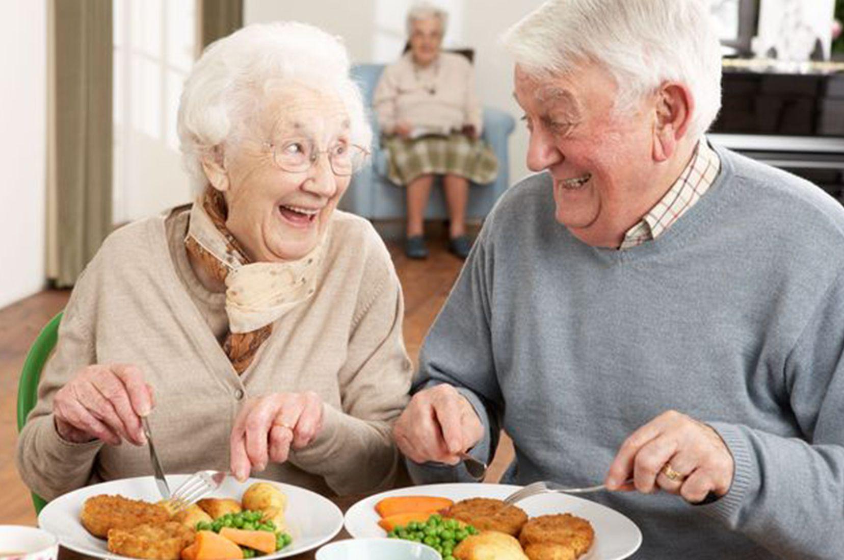 دراسة: اتباع نظام غذائي خاص يساعد في علاج الزهايمر