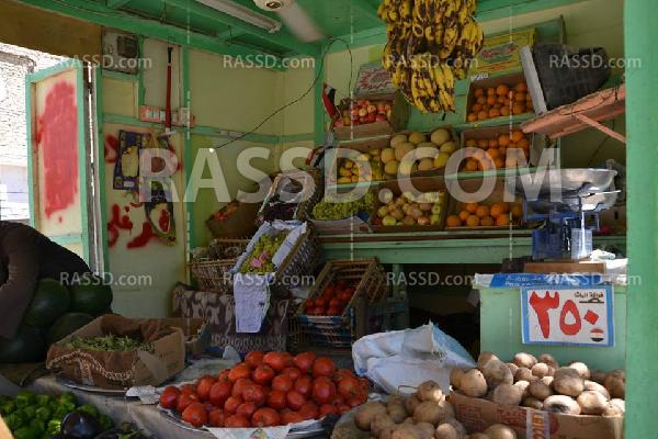 استياء البائعين من حملات الإزالة بالوادي الجديد