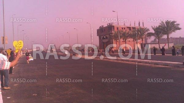 سلسلة بشرية لثوار البصارطة بدمياط تنديدا بالانقلاب العسكرى