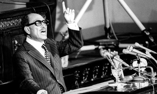 هل يعيد التاريخ نفسه؟