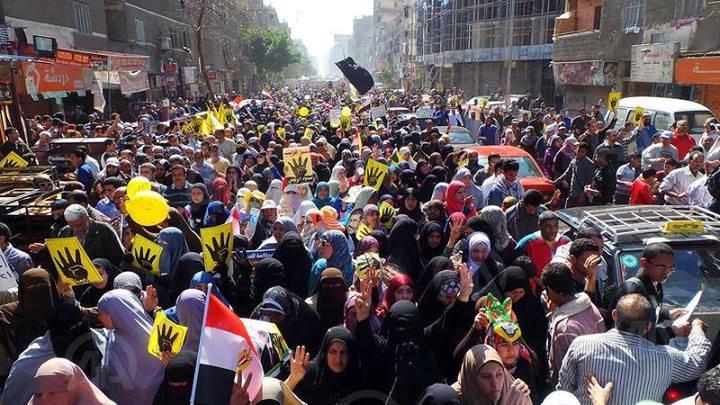 أمن الانقلاب يعتدى على مسيرة عين شمس بالغاز والخرطوش