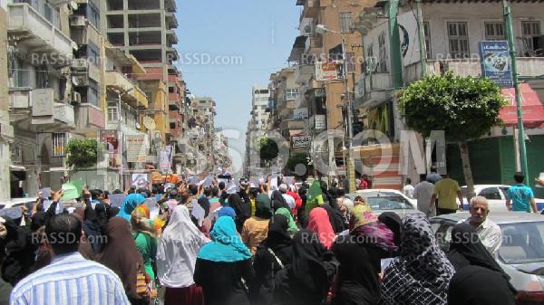 تظاهرات رافضة للانقلاب ببوسعيد وسط دعوات لحشد فى 3 يوليو