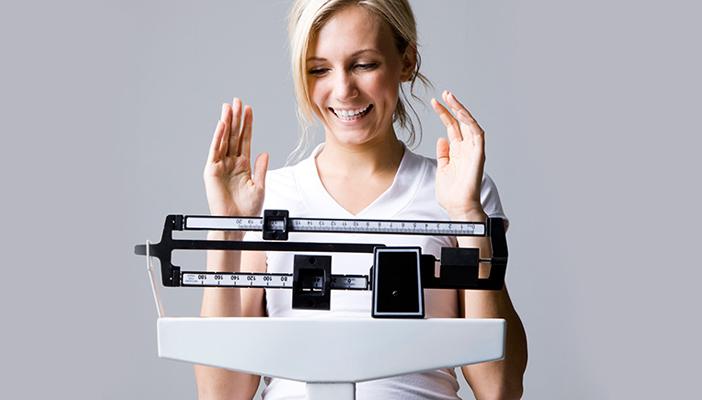 دراسة: متابعة وزنك يوميا يساعد في تنفيذ “الحمية الغذائية”