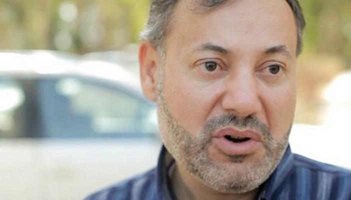 النائب العام يطالب الإنتربول بتسليم أحمد منصور