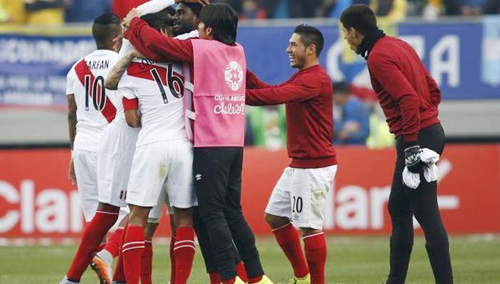 بيرو تتأهل لربع نهائي كوبا أميركا بعد التعادل مع كولومبيا