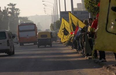 سلسلة بشرية للتحالف الوطني بالبصارطة بدمياط رفضًا لتسيس القضاء