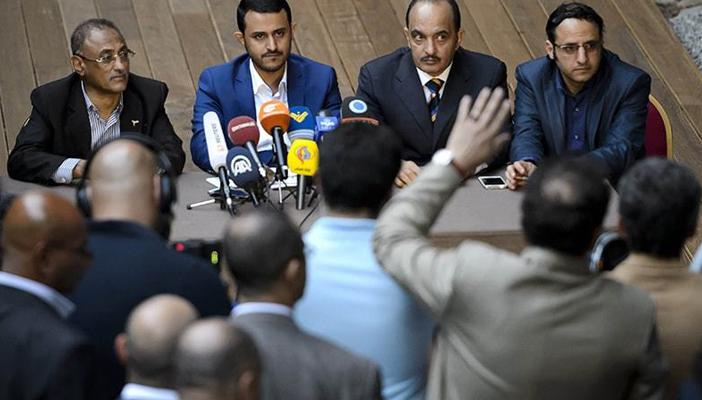 وفد الحوثيين يعود من جنيف إلى سلطنة عمان