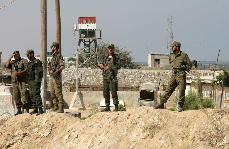 كاتب مصري في هآارتس: إنهاء السيسي لحصار غزة واجب وضروري