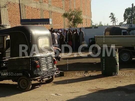 “سائقو ساحل سليم” بأسيوط يعانون من أزمة نقص “بنزين 80”